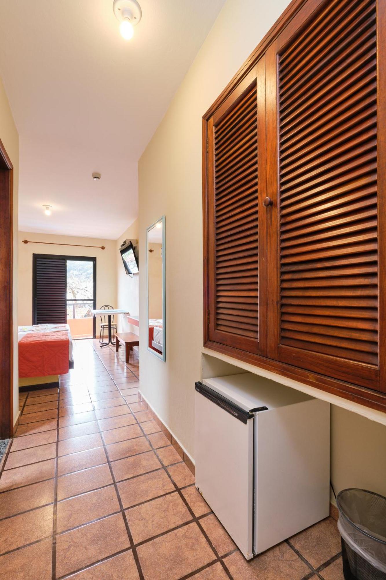 Hotel Ponta Das Toninhas Убатуба Экстерьер фото
