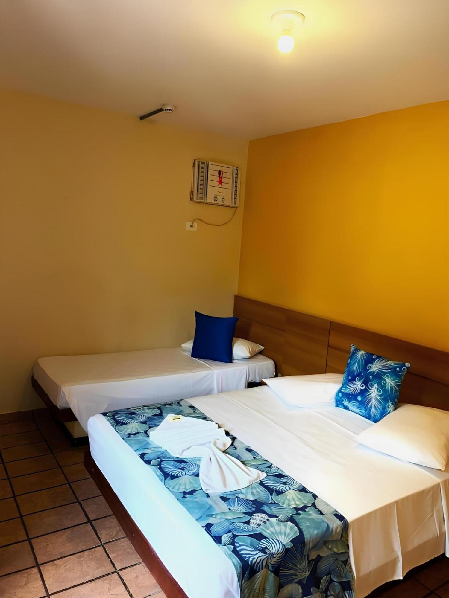 Hotel Ponta Das Toninhas Убатуба Экстерьер фото